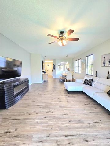 9658 SW Lindale Trace Boulevard, Port St. Lucie, FL 34987
