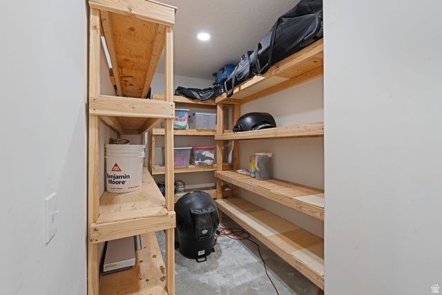 3196 N 1450 E, Layton, UT 84040