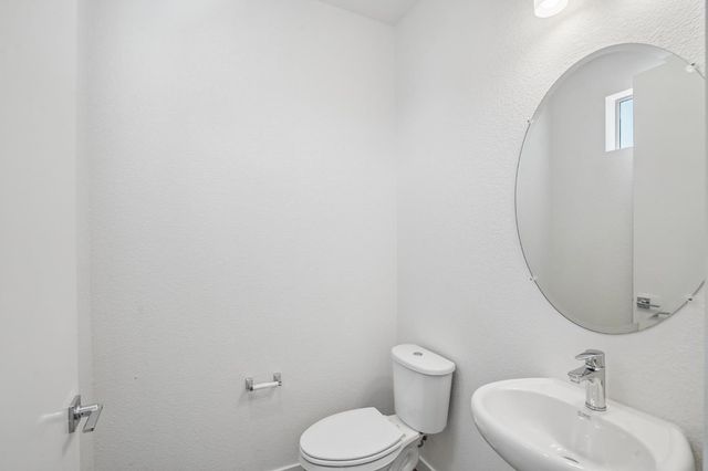 2061 Freya Walk, Sacramento, CA 95835