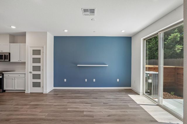 2061 Freya Walk, Sacramento, CA 95835