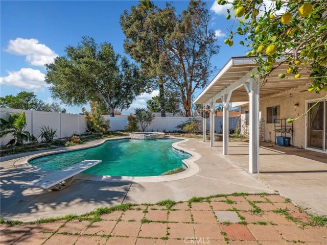 2425 Hyatt, San Bernardino, CA 92407