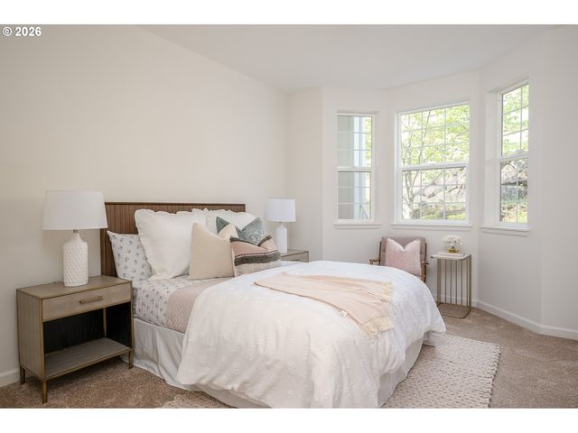 5575 SUMMERLINN Way, West Linn, OR 97068