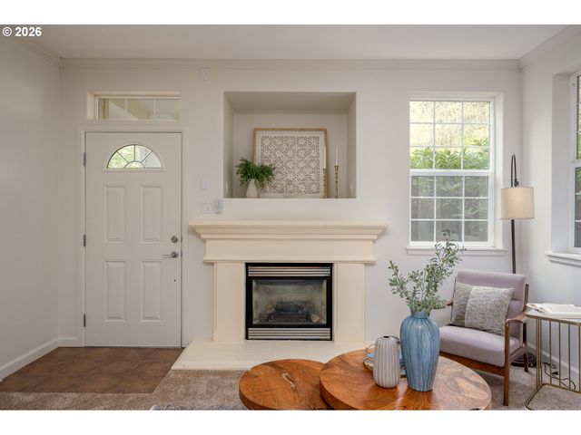 5575 SUMMERLINN Way, West Linn, OR 97068