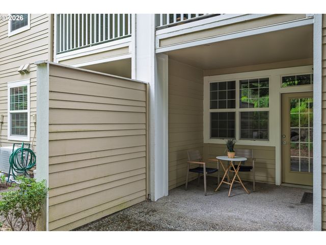 5575 SUMMERLINN Way, West Linn, OR 97068