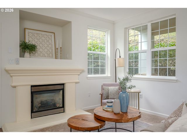 5575 SUMMERLINN Way, West Linn, OR 97068