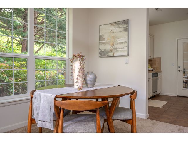 5575 SUMMERLINN Way, West Linn, OR 97068