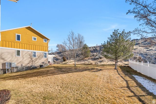 1138 E QUARRY STONE WAY, Sandy, UT 84094