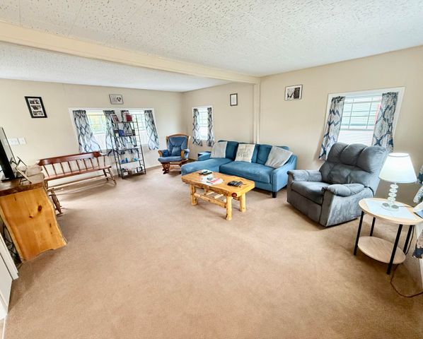 93 Wall Street, Plattsburgh, NY 12901