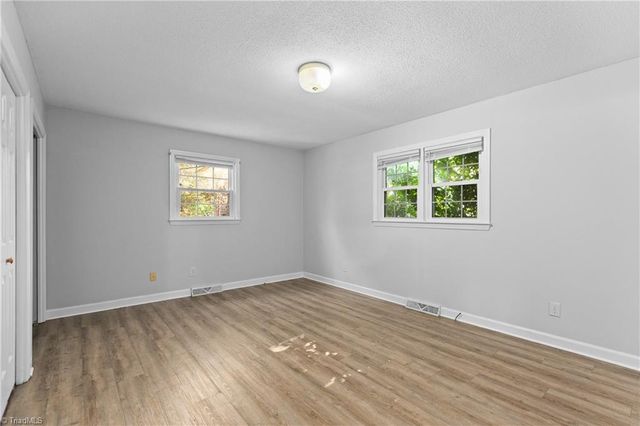 207 Bremen Drive, Lexington, NC 27295