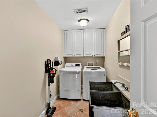 207 Hobbs Street, Davidson, NC 28036