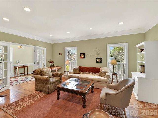 207 Hobbs Street, Davidson, NC 28036