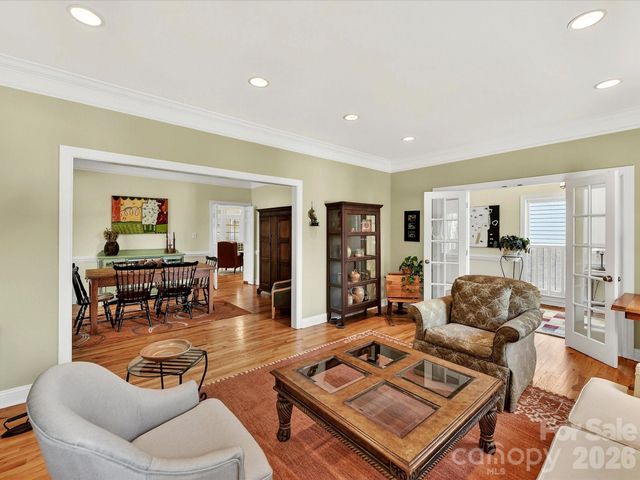 207 Hobbs Street, Davidson, NC 28036