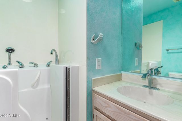 1581 E AUGUSTA Avenue, Chandler, AZ 85249