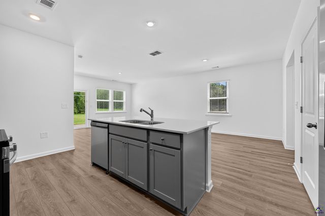 228 River Birch Way, Warner Robins, GA 31093