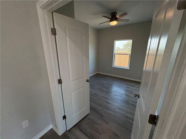 2533 Hewlett Dr, Ingleside, TX 78362