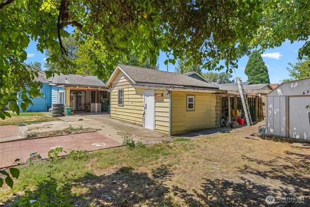 9344 52nd Avenue S, Seattle, WA 98118