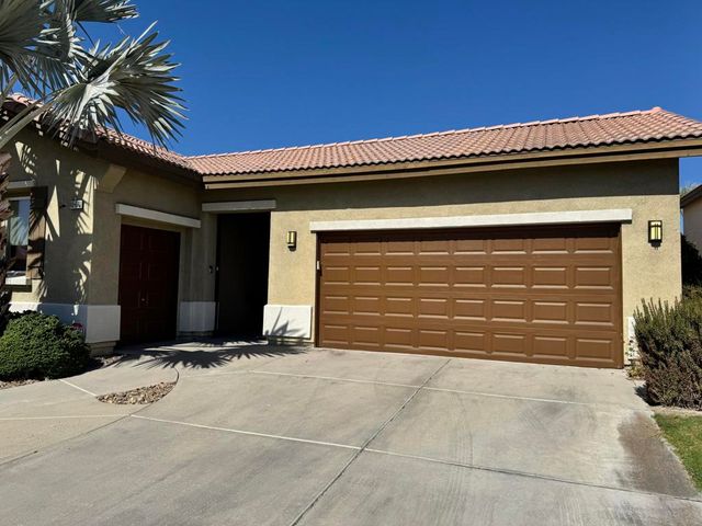 49673 Redford Way, Indio, CA 92201