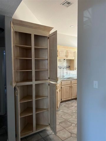 2317 NE 36th, Lawton, OK 73501