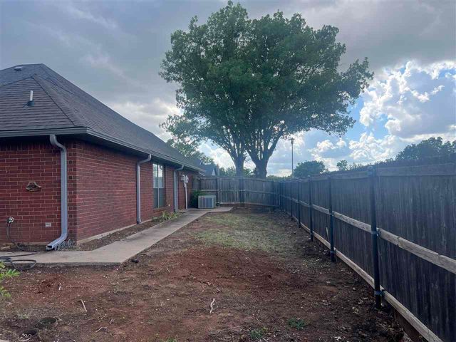 2317 NE 36th, Lawton, OK 73501