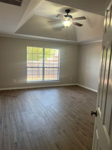2317 NE 36th, Lawton, OK 73501