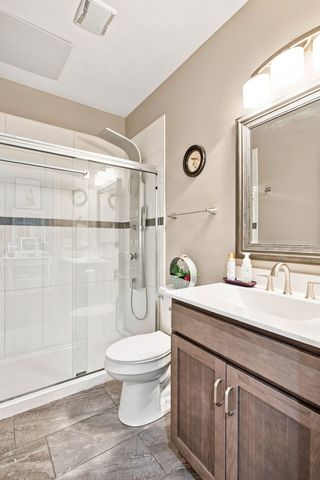 544 Aubrey Ln, Burns, TN 37029