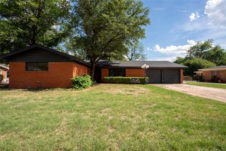 2073 River Oaks Circle, Abilene, TX 79605