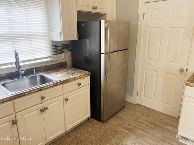 1306 N Respess Street, Washington, NC 27889