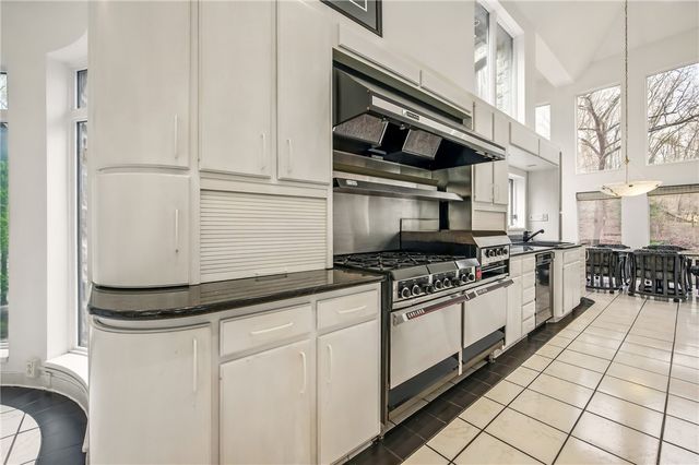 1700 Forker Blvd, Hermitage, PA 16148