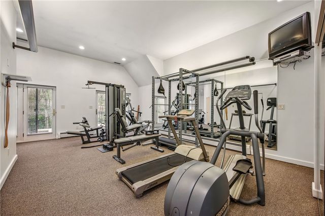 1700 Forker Blvd, Hermitage, PA 16148