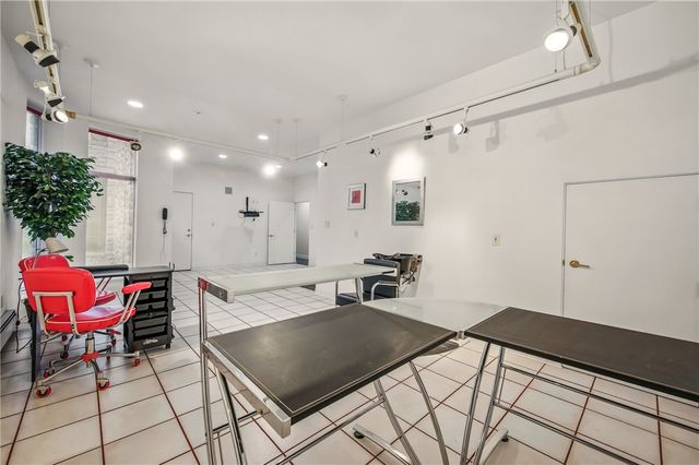 1700 Forker Blvd, Hermitage, PA 16148