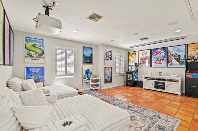 5637 Lago Del Sol Drive, Lake Worth, FL 33449
