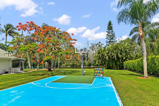 5637 Lago Del Sol Drive, Lake Worth, FL 33449