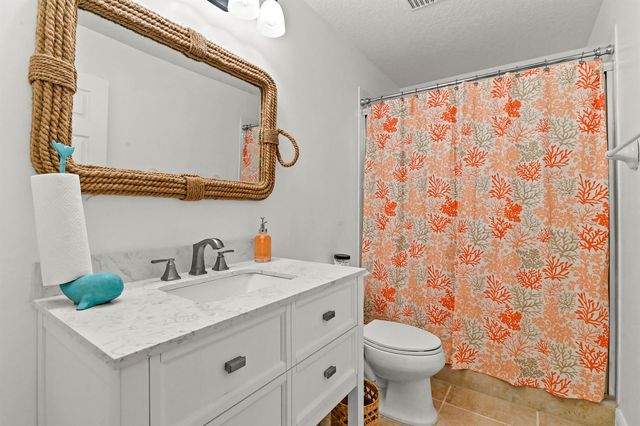 5637 Lago Del Sol Drive, Lake Worth, FL 33449