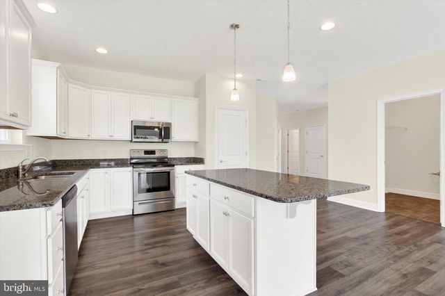 24 FLICKER CT, Gettysburg, PA 17325