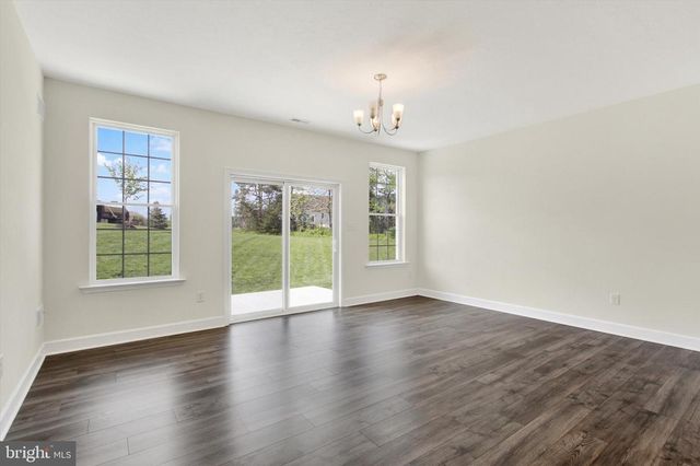 24 FLICKER CT, Gettysburg, PA 17325