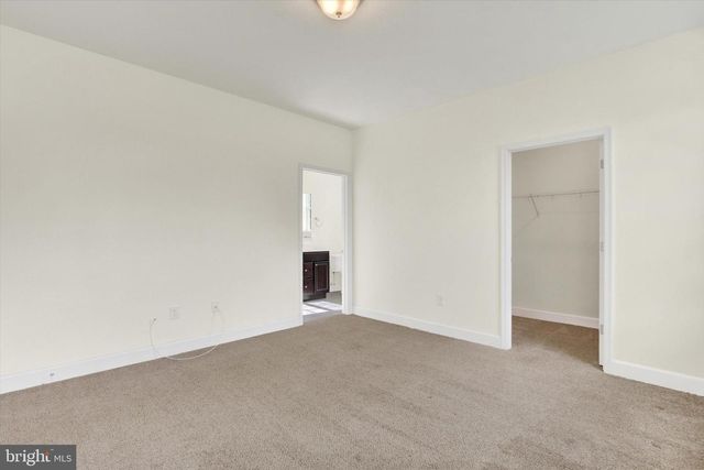 24 FLICKER CT, Gettysburg, PA 17325