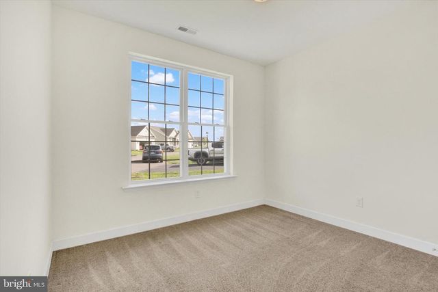 24 FLICKER CT, Gettysburg, PA 17325
