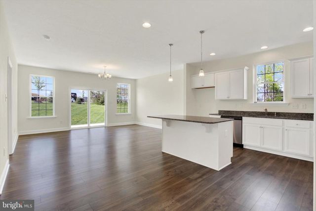 24 FLICKER CT, Gettysburg, PA 17325