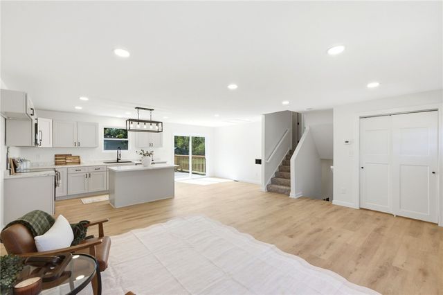 22 Apple Lane, Germantown, OH 45327