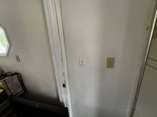 24 Mccurahan Street, Valparaiso, IN 46385