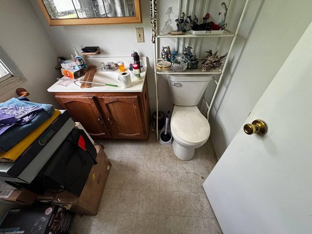 24 Mccurahan Street, Valparaiso, IN 46385