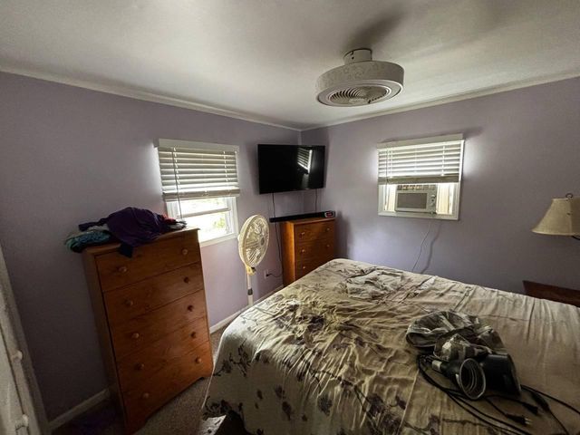 24 Mccurahan Street, Valparaiso, IN 46385