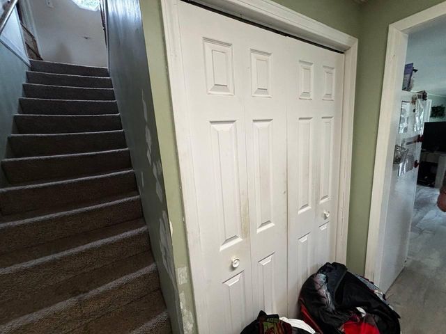 24 Mccurahan Street, Valparaiso, IN 46385