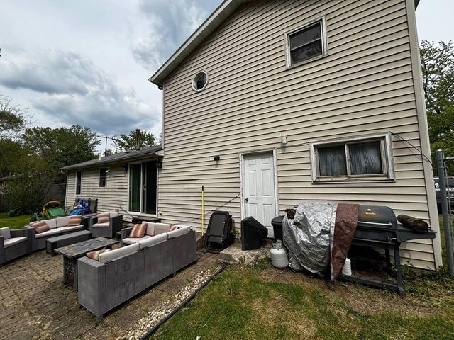 24 Mccurahan Street, Valparaiso, IN 46385