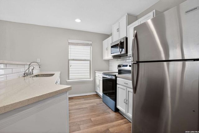 4327 IVAN DR, San Antonio, TX 78244