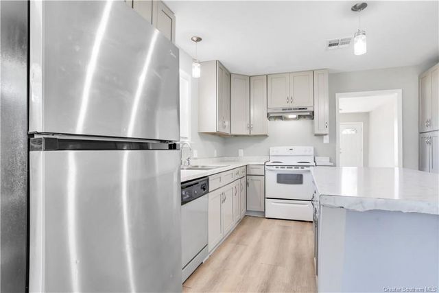 2404 Stanton Street, Lake Charles, LA 70601