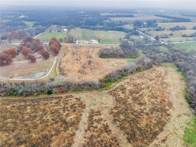 Gibbons Road, Pleasant Hill, MO 64080