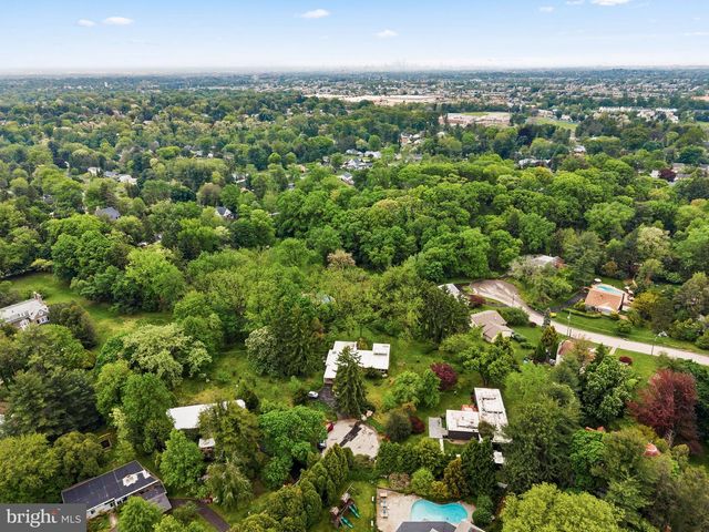 418 RANDALL RD, Wyncote, PA 19095