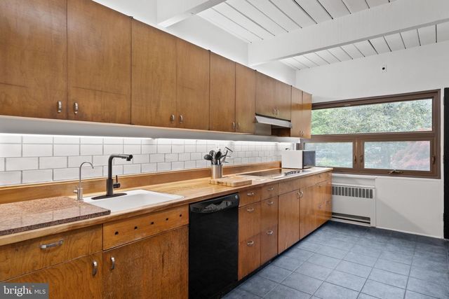 418 RANDALL RD, Wyncote, PA 19095