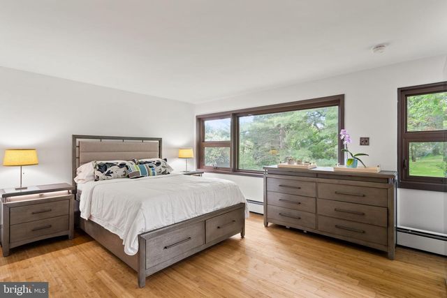 418 RANDALL RD, Wyncote, PA 19095